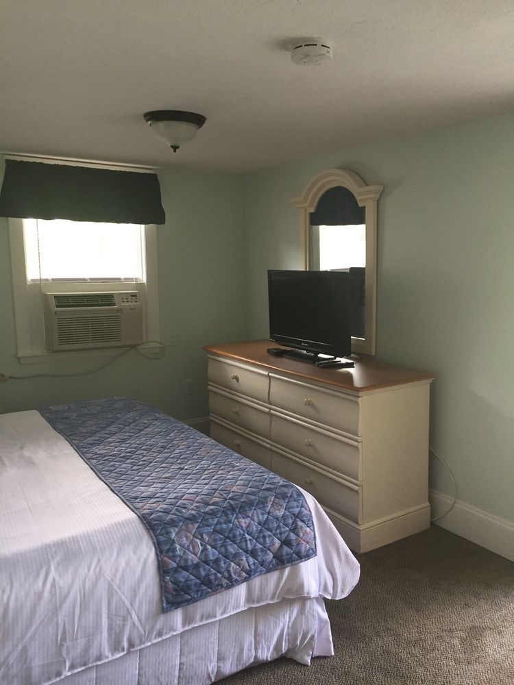 Windrift Motel West Yarmouth Bagian luar foto