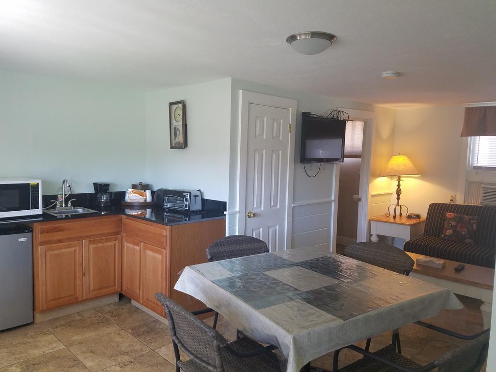 Windrift Motel West Yarmouth Bagian luar foto