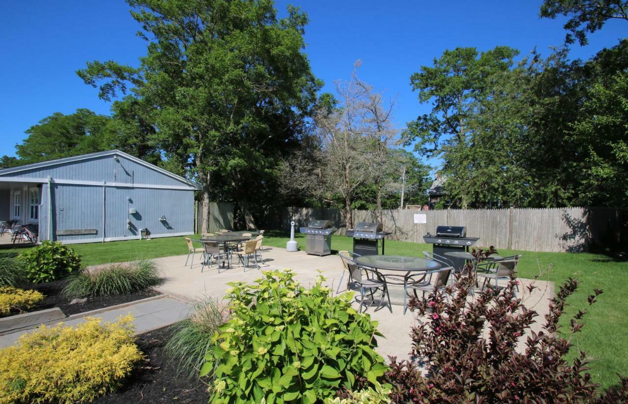 Windrift Motel West Yarmouth Bagian luar foto